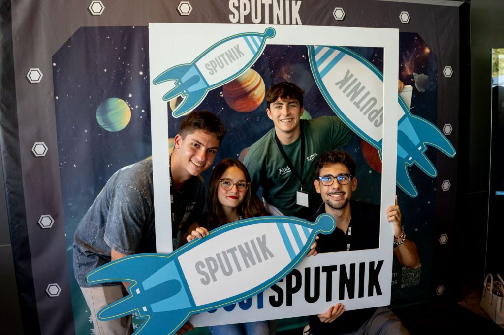 vi-edicion-sputnik